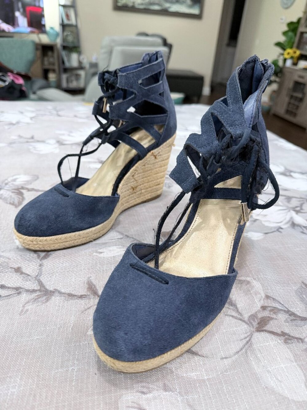 Limelight Navy Suede Lace-Up Espadrille Wedge Sandals Women’s Size 9